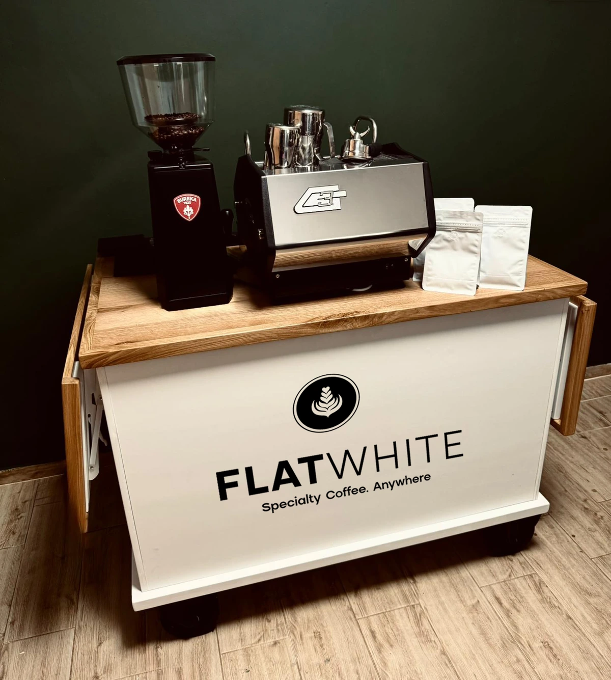 FlatWhite · הדמיית יישום 6